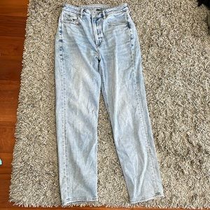 American Eagle Mom Straight Jean Size 8 Long